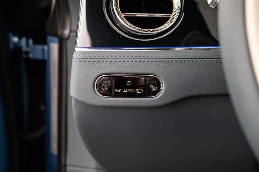 Bentley Continental GTC V8 Mullinere/360/Vent,Massage 06/2024-photo-15