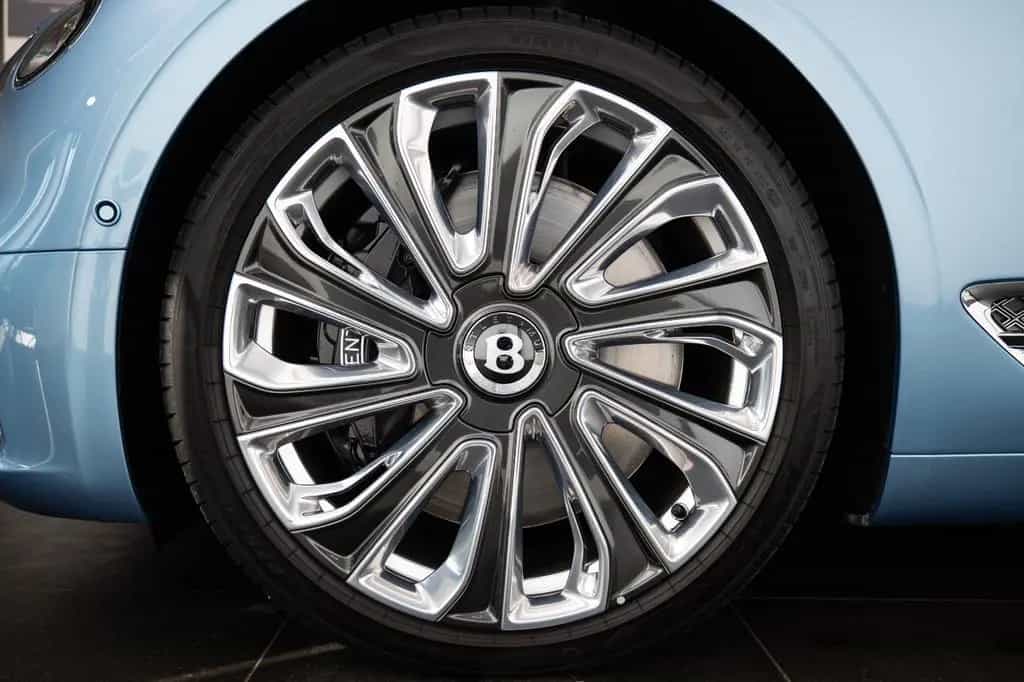 Bentley Continental GTC V8 Mullinere/360/Vent,Massage 06/2024-photo-19