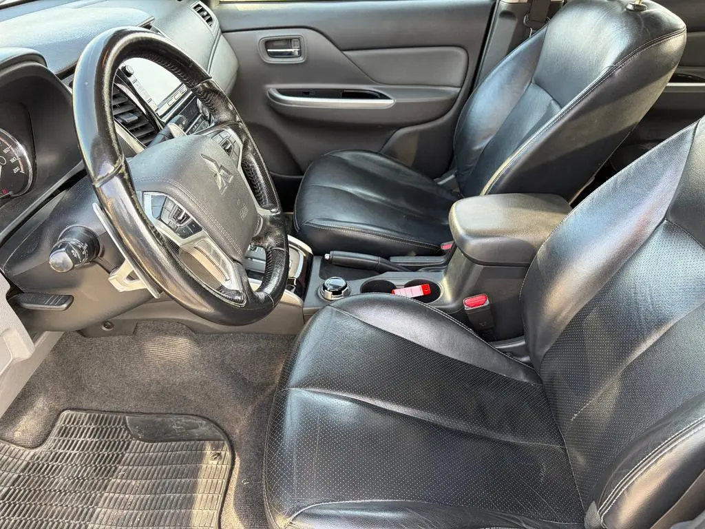 Mitsubishi L200 Top Doka 4WD Automatik 3,5t Euro6 07/2018-photo-6