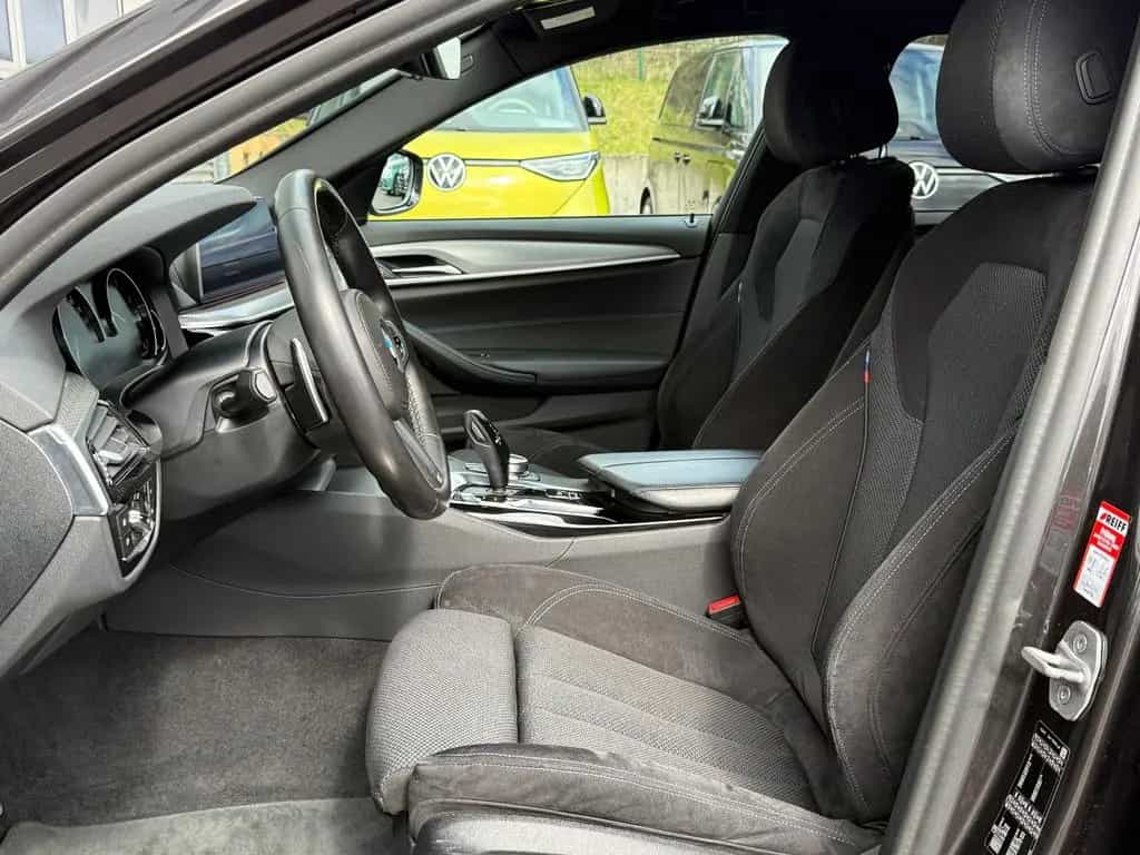 BMW 520 d M-Sport Aut GRA Navi LED SHZ PDC Sportfahrw 10/2019-photo-11