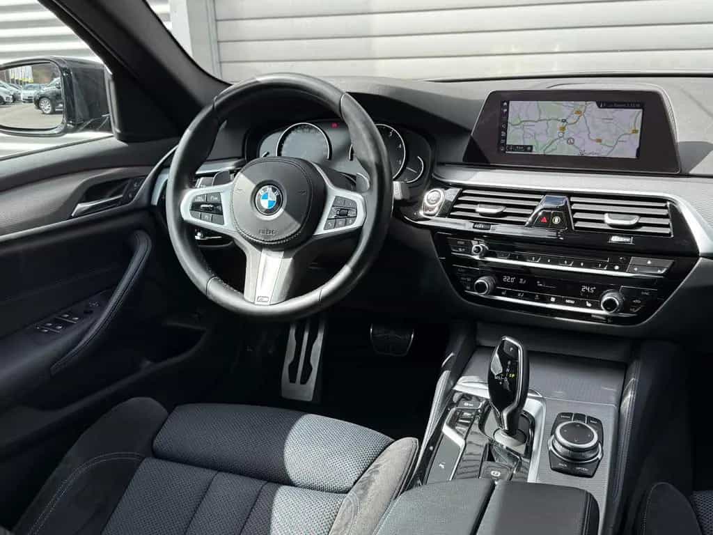 BMW 520 d M-Sport Aut GRA Navi LED SHZ PDC Sportfahrw 10/2019-photo-30