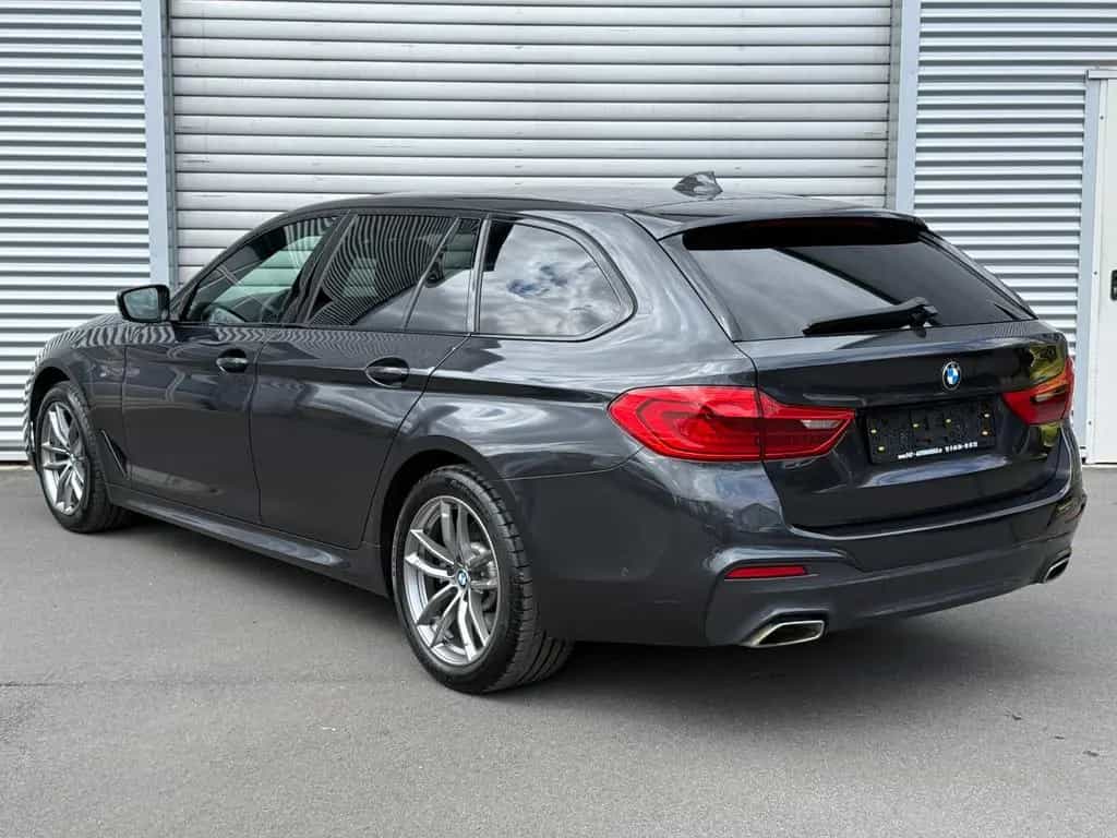 BMW 520 d M-Sport Aut GRA Navi LED SHZ PDC Sportfahrw 10/2019-photo-5