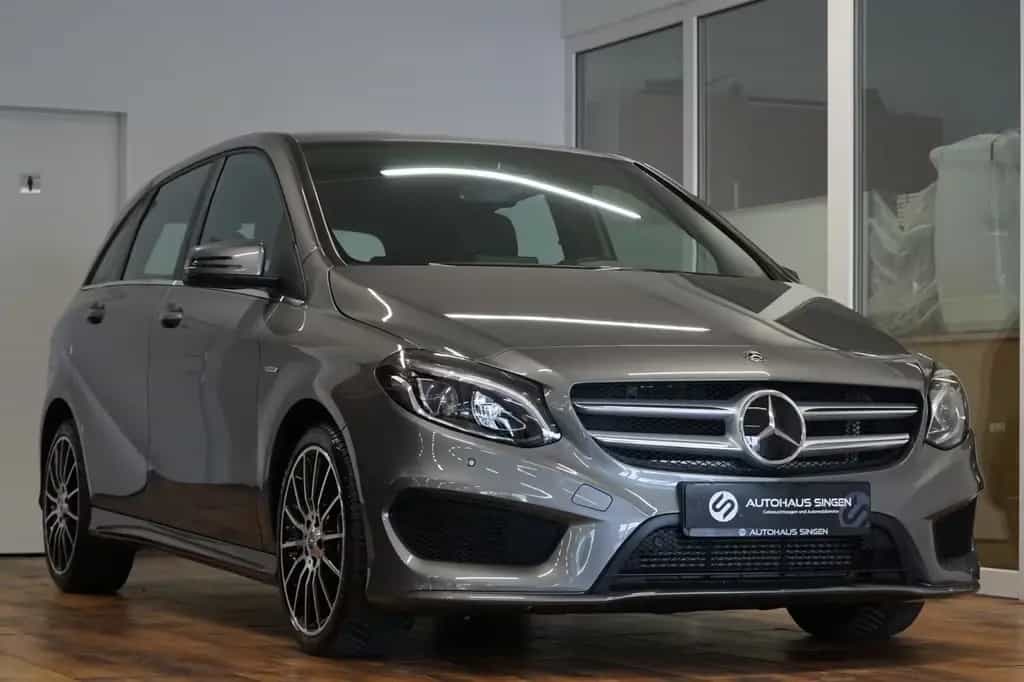 Mercedes-Benz B 180 AMG LINE|1. HD|34 TKM|LED|PARK 03/2018-photo-4