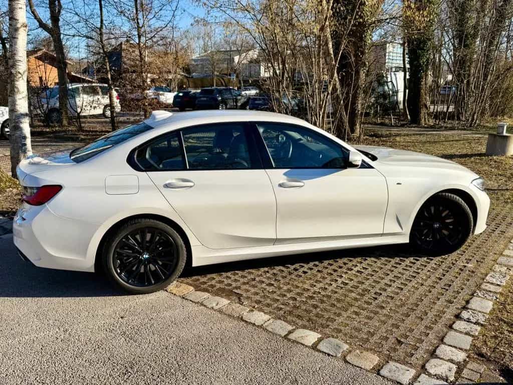 BMW 3 Series 330i M Sport Automatic 03/2019-photo-1