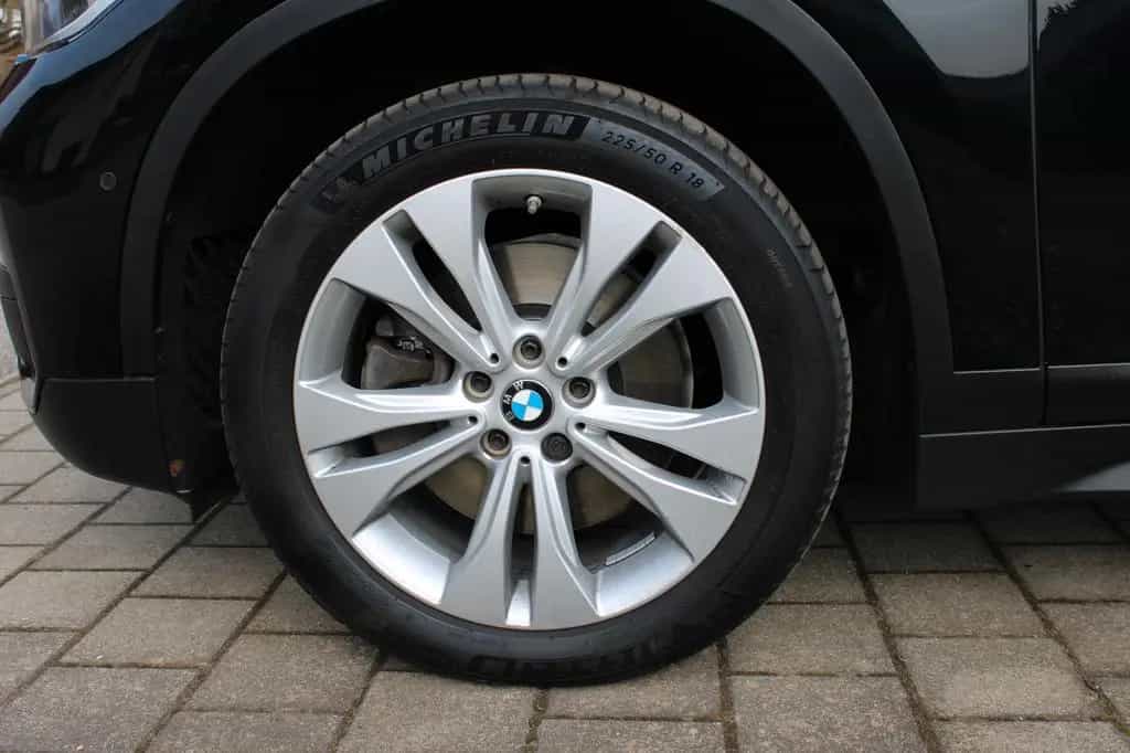 BMW X1 sDrive20i Advantage Automatik, 1. Hand 04/2019-photo-12
