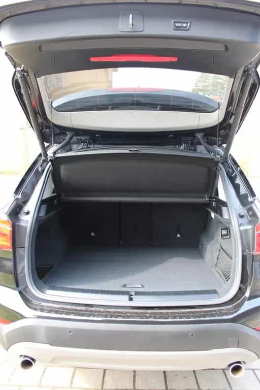 BMW X1 sDrive20i Advantage Automatik, 1. Hand 04/2019-photo-4