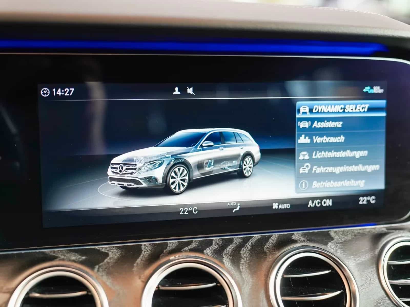 Mercedes-Benz E-Class 400 12/2018-photo-24