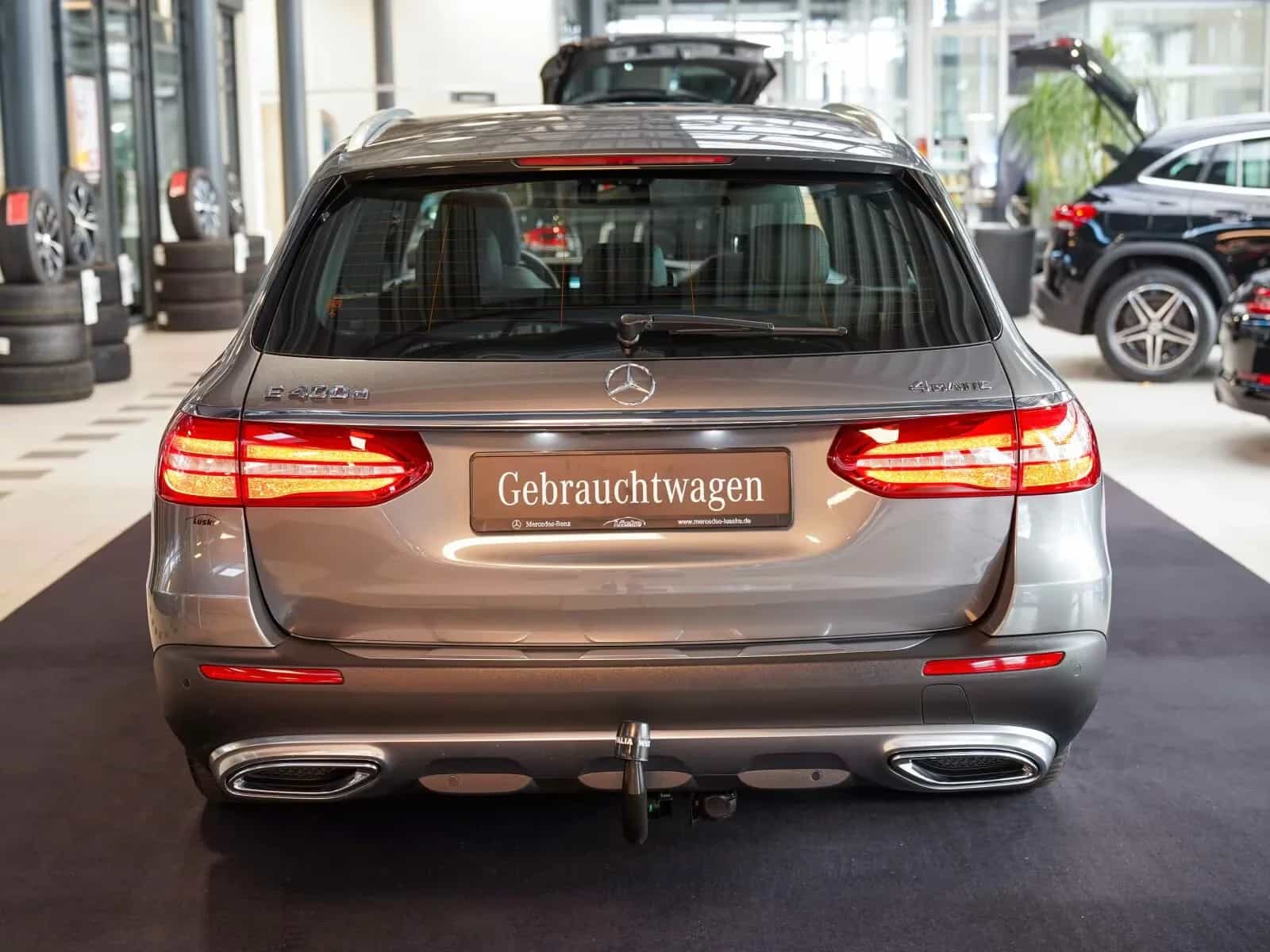 Mercedes-Benz E-Class 400 12/2018-photo-5