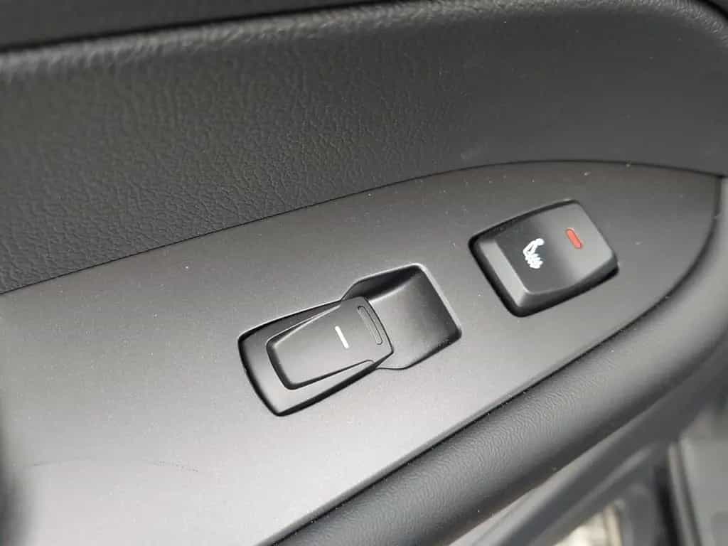 KGM Musso Grand Khan 2.2 AT 4WD °LED°SHZ°RFK°LEDER° null-photo-20