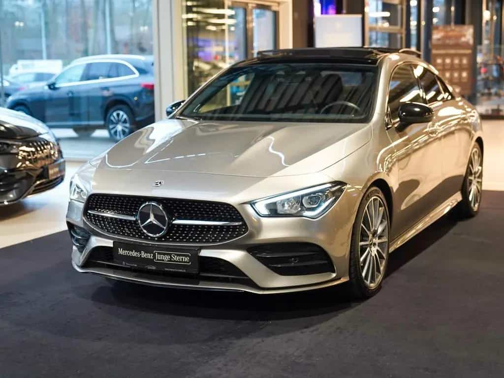 Mercedes-Benz CLA-Class 250 Coupé AMG Line Night Burmester Panorama 09/2020-photo-4