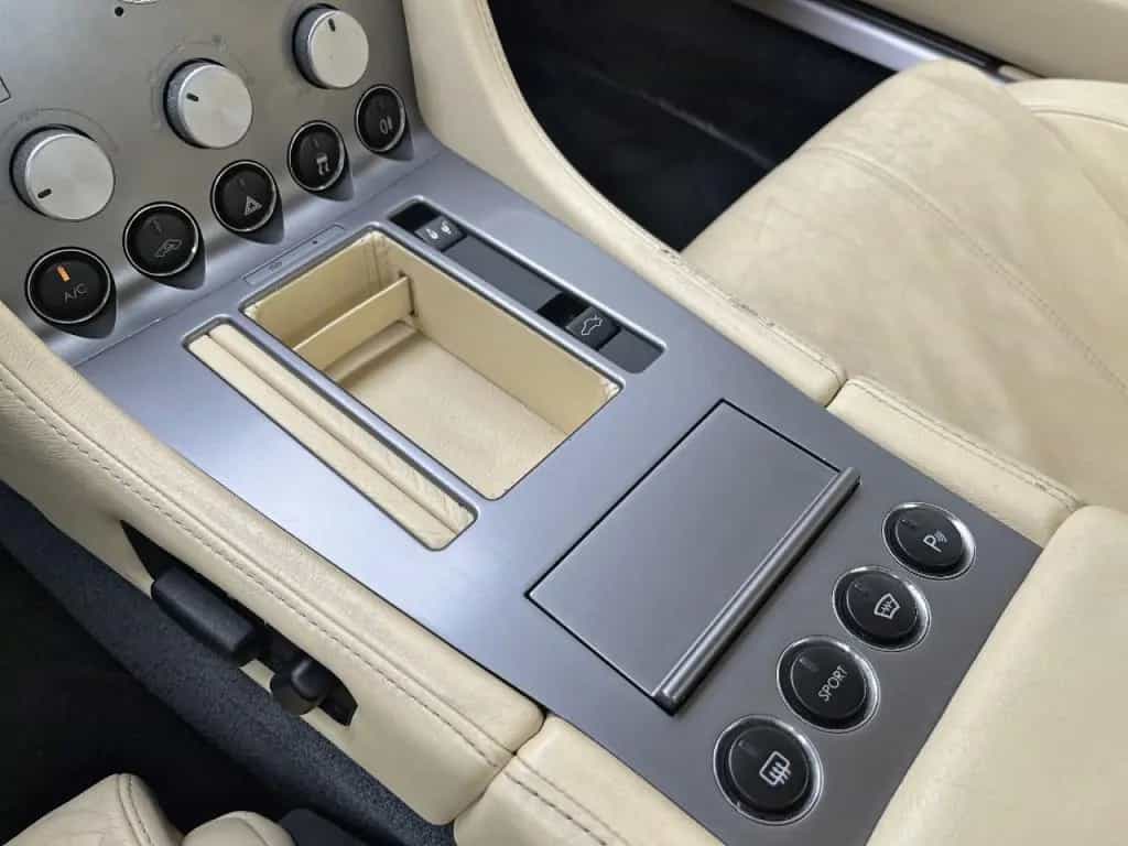 Aston Martin DB9 5.9 V12 Touchtronic 1e eigenaar Origineel Ne 05/2007-photo-22