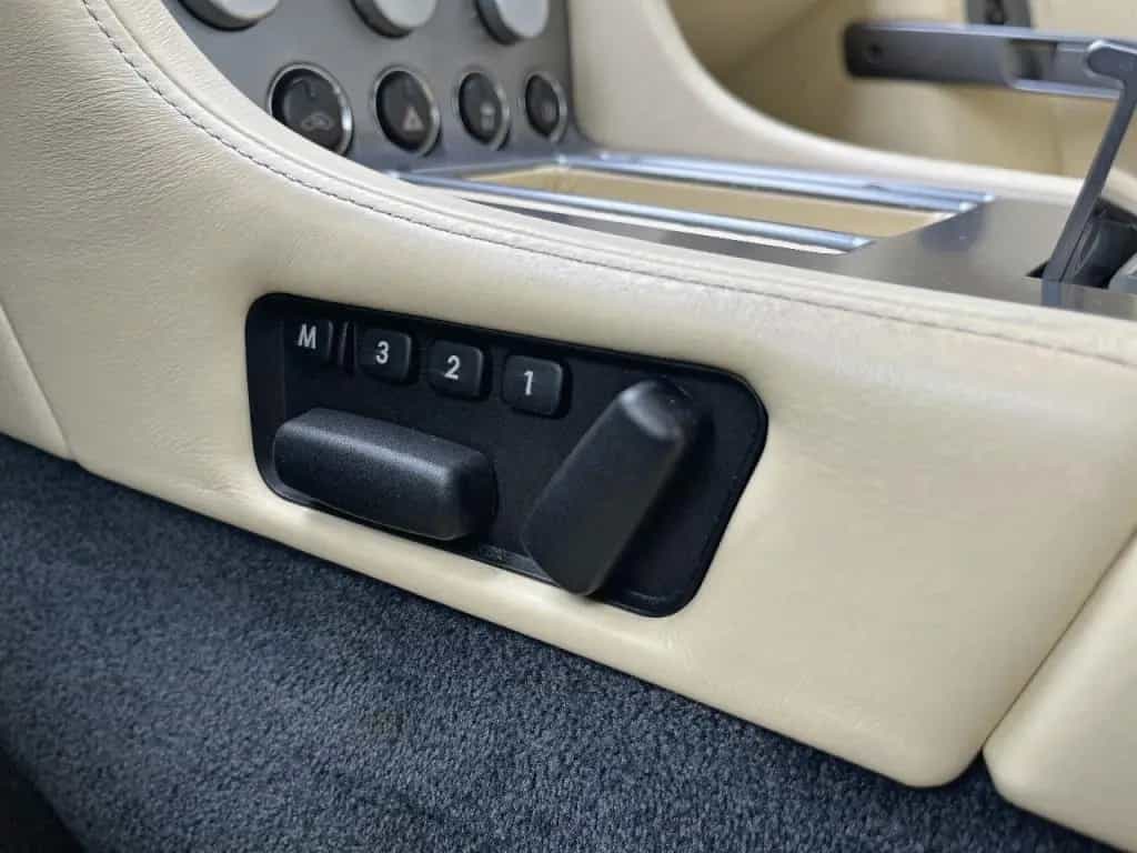 Aston Martin DB9 5.9 V12 Touchtronic 1e eigenaar Origineel Ne 05/2007-photo-23