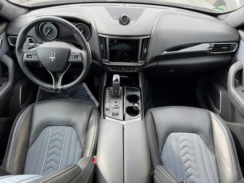 Maserati Levante GranLusso Q4 06/2021-photo-11