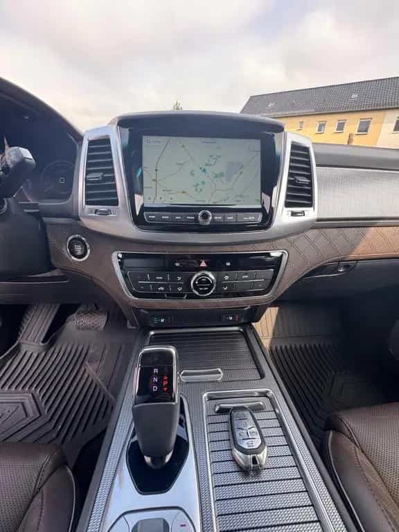 Ssangyong 2.2 Diesel e-XDi 220 Sapphire 4WD / 7 SITZER / 06/2023-photo-12