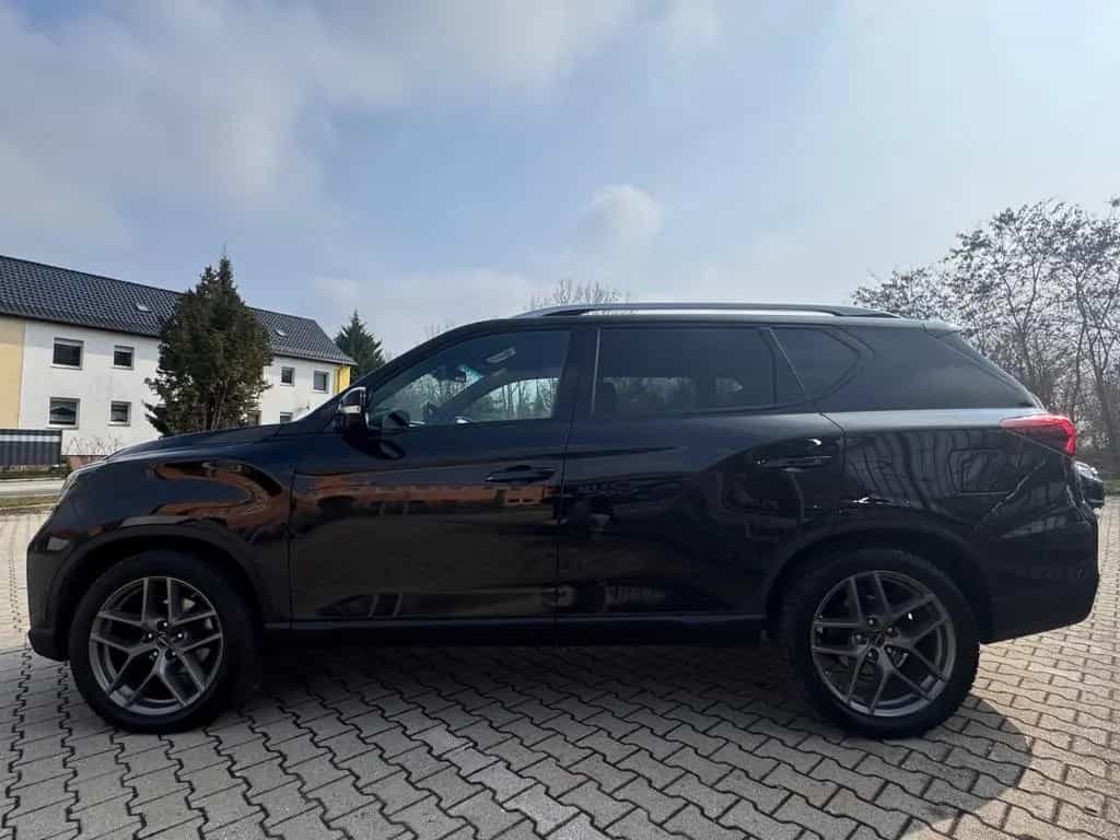 Ssangyong 2.2 Diesel e-XDi 220 Sapphire 4WD / 7 SITZER / 06/2023-photo-3