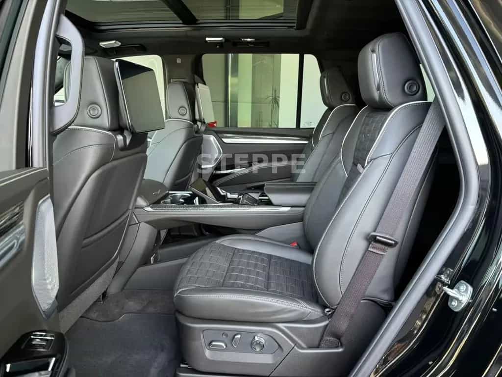 Cadillac Escalade MY26 V-Series 6.2 V8 Supercharged AWD null-photo-7
