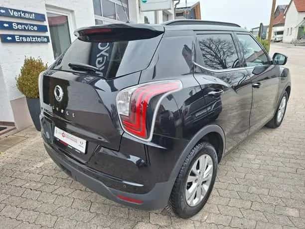 Ssangyong Tivoli 1.5 T-GDi Quartz 2WD*Navi*Kamera*LM* 11/2019-photo-2