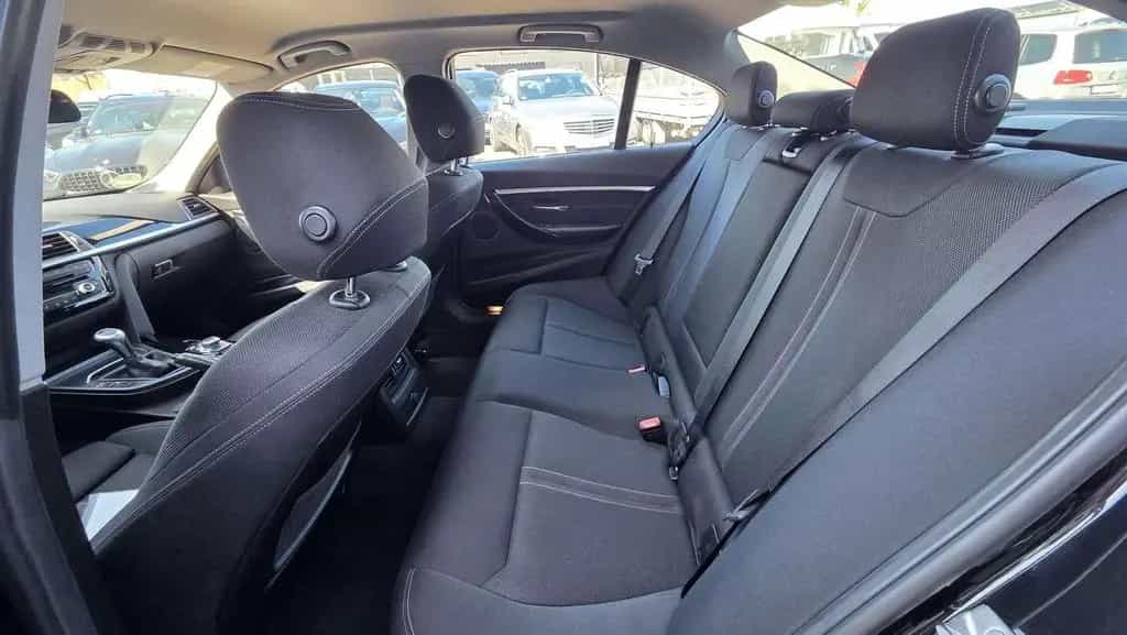 BMW 3 Series 318 318 i Sport Line Anhängerkupplung Navi LED 02/2016-photo-12