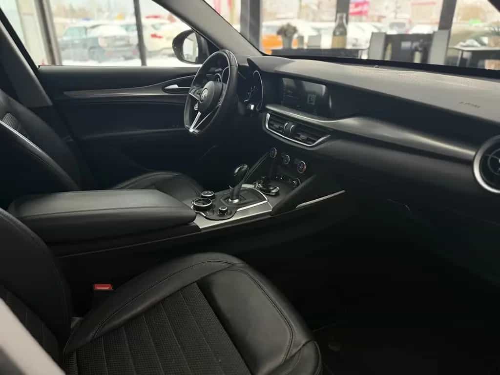 Alfa Romeo Stelvio 2.2 D Super, 1.Hd., LED, Leder, Navi 05/2017-photo-17