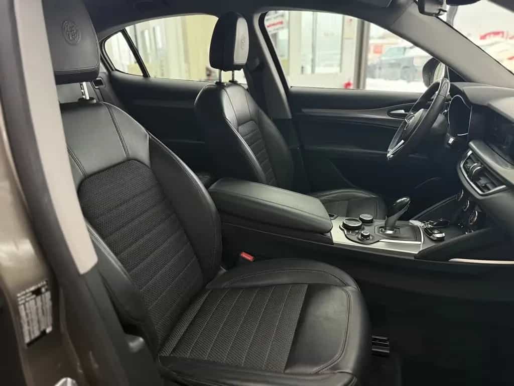 Alfa Romeo Stelvio 2.2 D Super, 1.Hd., LED, Leder, Navi 05/2017-photo-18