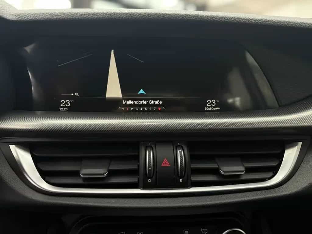 Alfa Romeo Stelvio 2.2 D Super, 1.Hd., LED, Leder, Navi 05/2017-photo-9