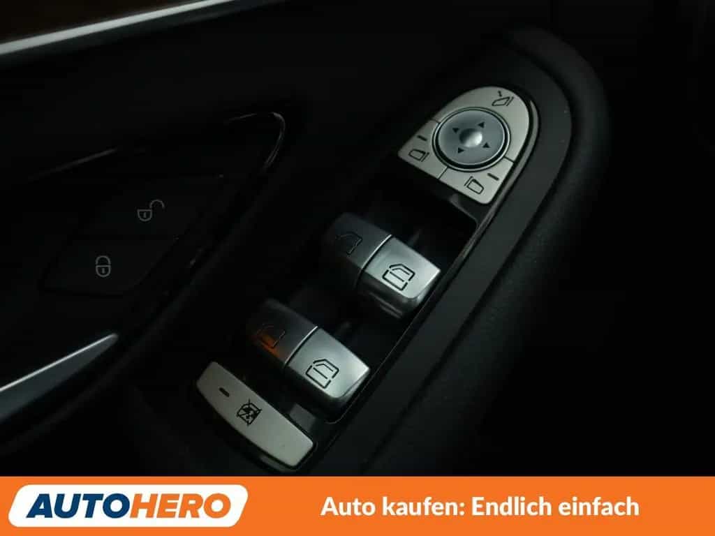 Mercedes-Benz C 180 CGI *NAVI*TEMPO*PDC*STANDHZG* 06/2015-photo-23