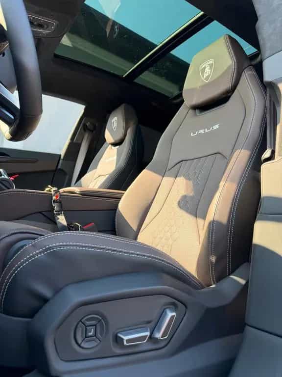 Lamborghini Urus 4.0 V8 Sport 01/2025-photo-13