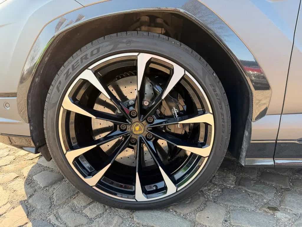 Lamborghini Urus 4.0 V8 Sport 01/2025-photo-26