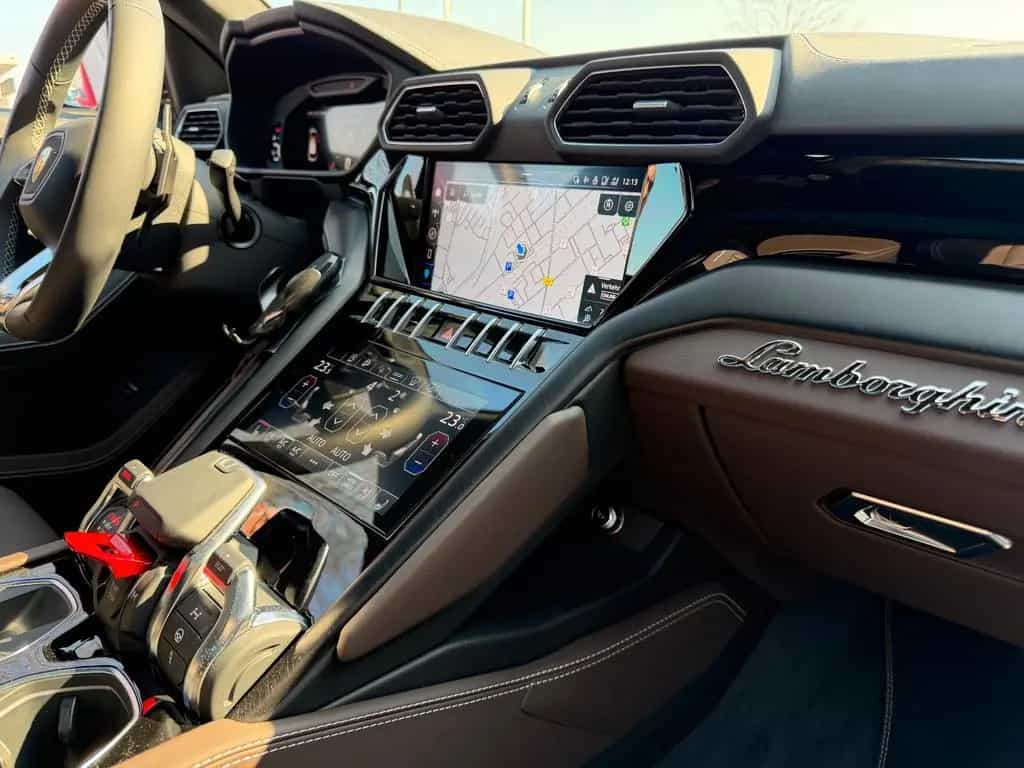 Lamborghini Urus 4.0 V8 Sport 01/2025-photo-29