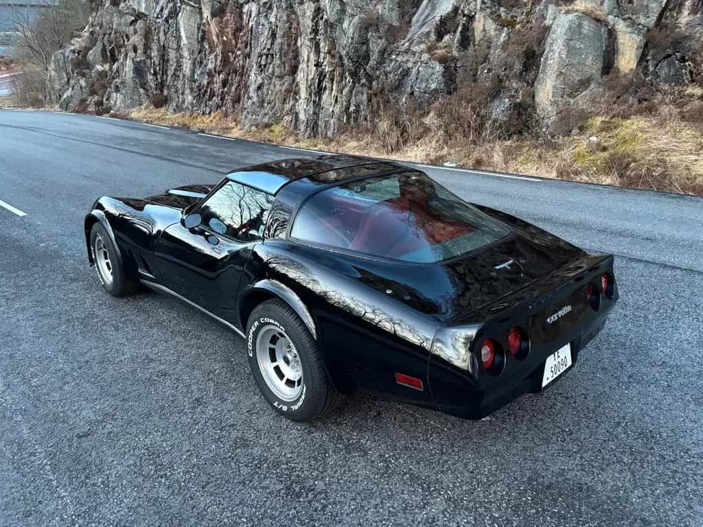 Corvette C3 01/1980-photo-1