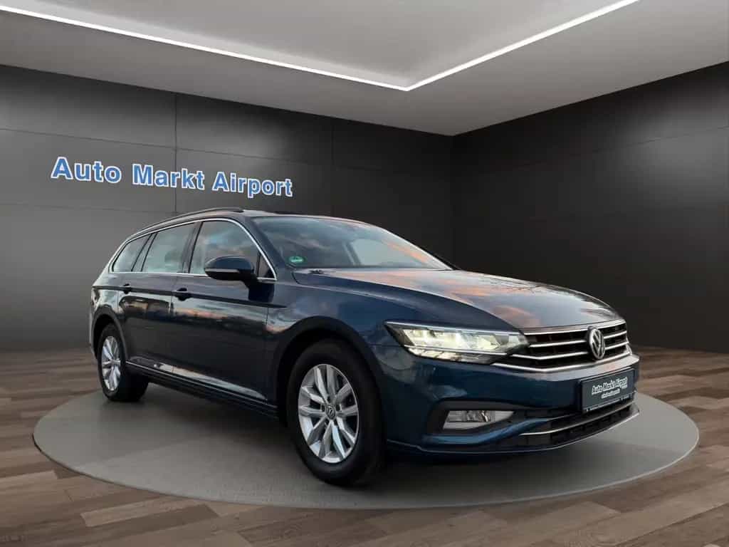 Volkswagen Passat Variant Business 1.HAND LED ACC 2xPDC ! 12/2019-photo-0