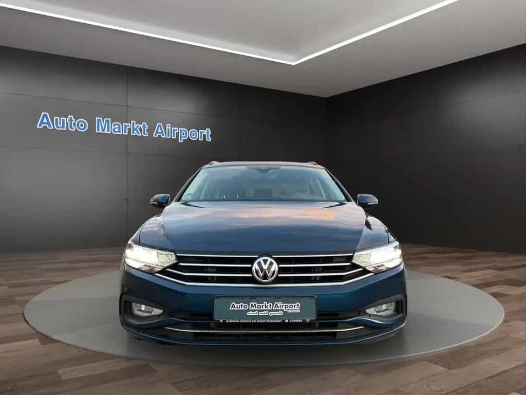 Volkswagen Passat Variant Business 1.HAND LED ACC 2xPDC ! 12/2019-photo-1