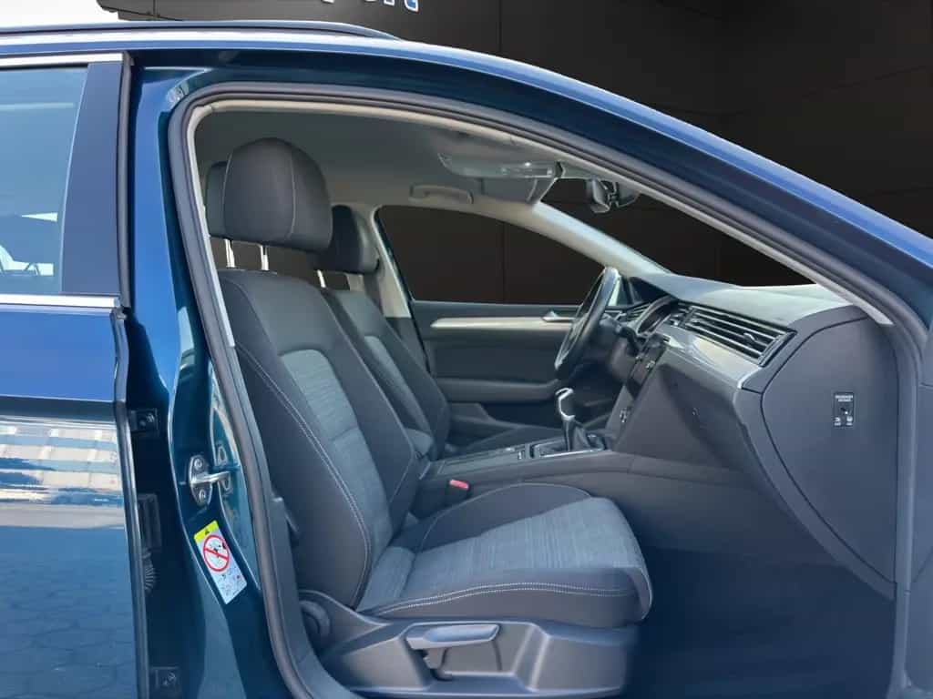 Volkswagen Passat Variant Business 1.HAND LED ACC 2xPDC ! 12/2019-photo-15
