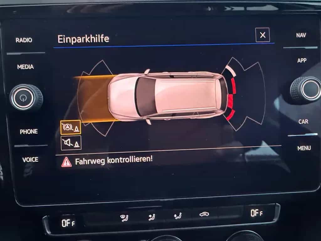 Volkswagen Passat Variant Business 1.HAND LED ACC 2xPDC ! 12/2019-photo-19