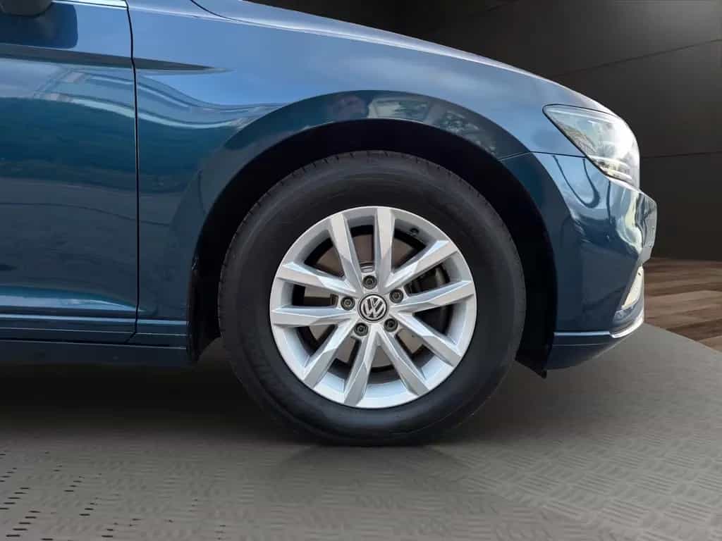 Volkswagen Passat Variant Business 1.HAND LED ACC 2xPDC ! 12/2019-photo-21