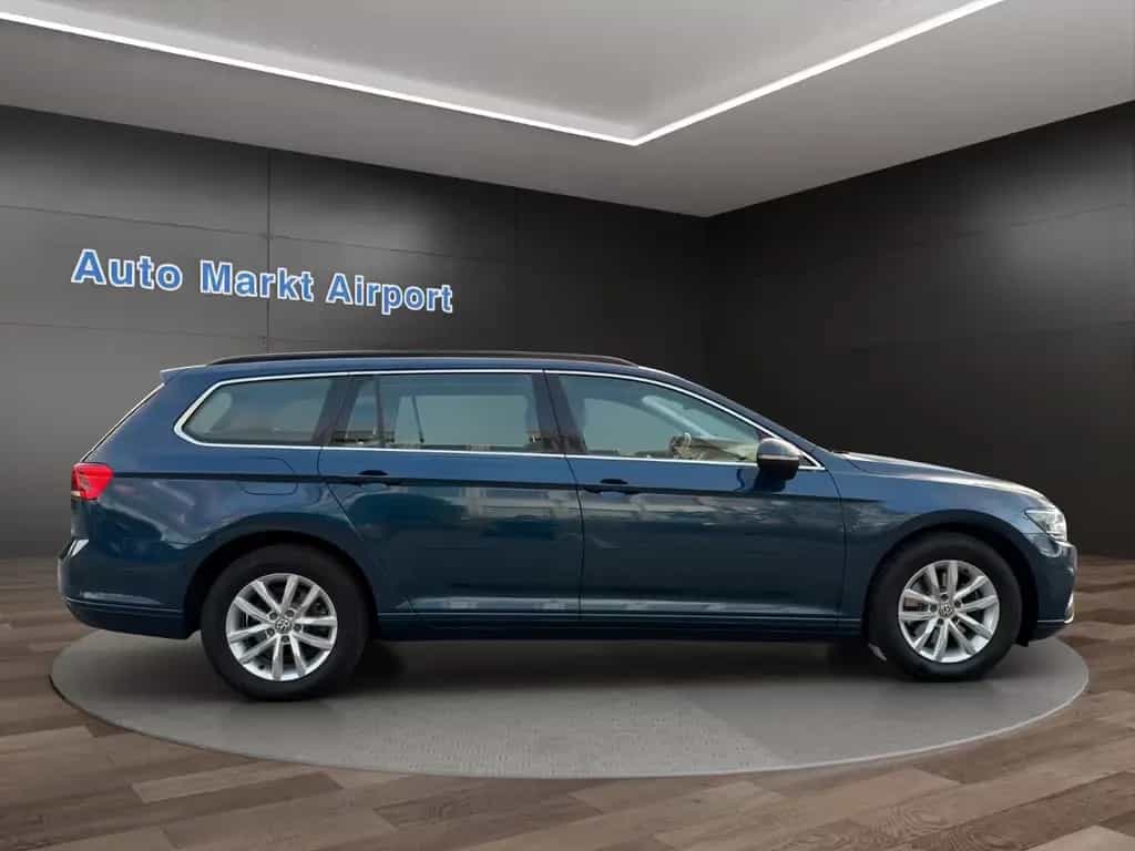 Volkswagen Passat Variant Business 1.HAND LED ACC 2xPDC ! 12/2019-photo-7