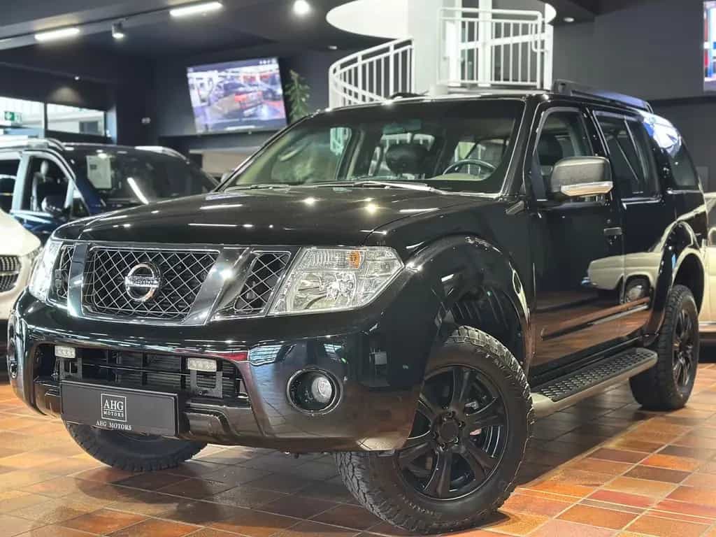 Nissan Pathfinder STIER BUNDESWEHR FELDJÄGER-EDITION 4W 01/2015-photo-0