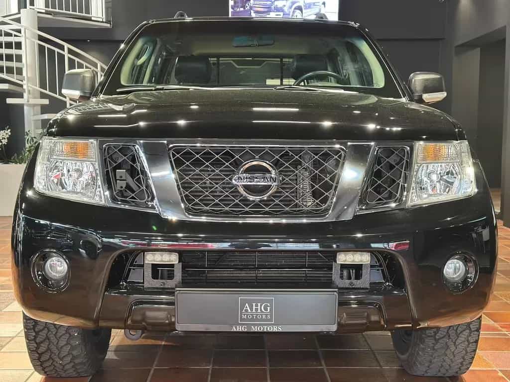 Nissan Pathfinder STIER BUNDESWEHR FELDJÄGER-EDITION 4W 01/2015-photo-13