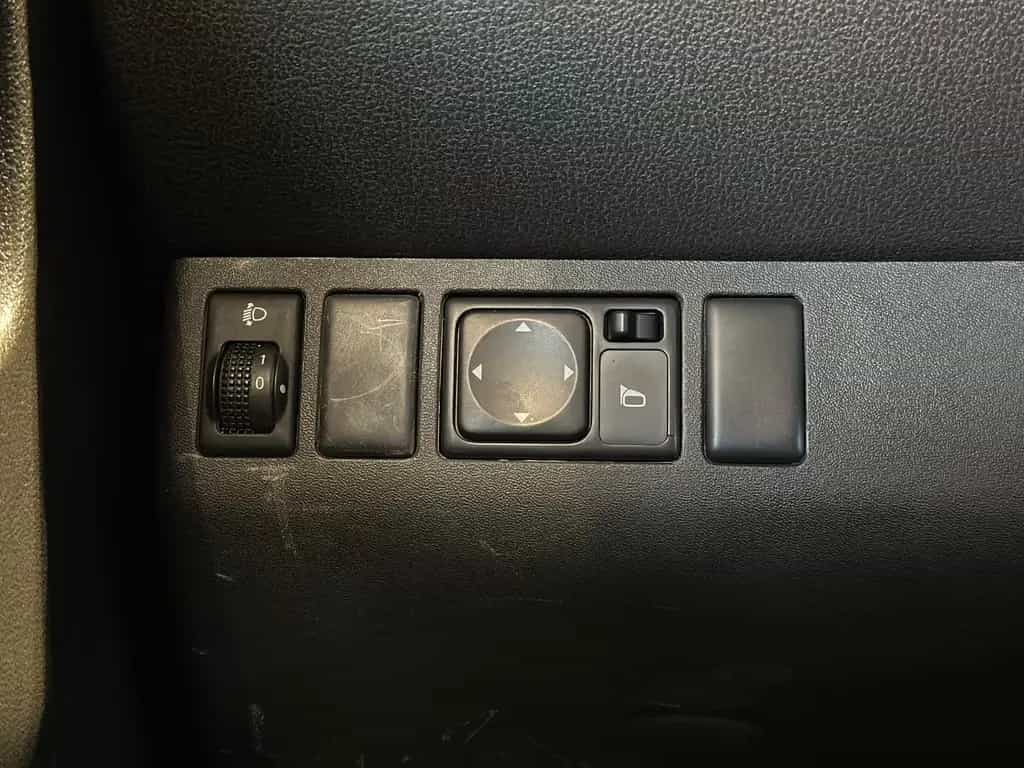 Nissan Pathfinder STIER BUNDESWEHR FELDJÄGER-EDITION 4W 01/2015-photo-20