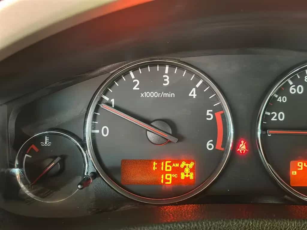 Nissan Pathfinder STIER BUNDESWEHR FELDJÄGER-EDITION 4W 01/2015-photo-24