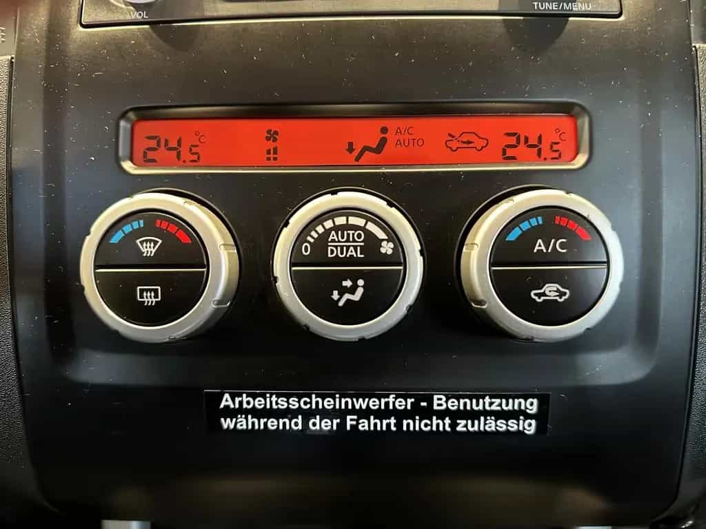 Nissan Pathfinder STIER BUNDESWEHR FELDJÄGER-EDITION 4W 01/2015-photo-27
