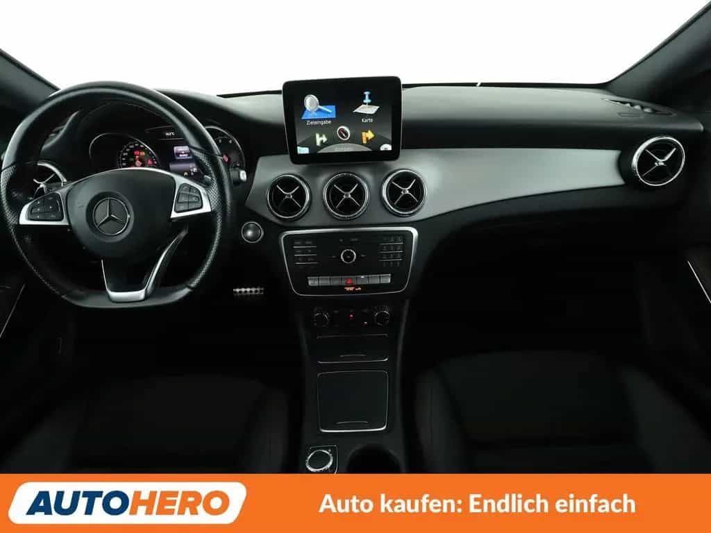 Mercedes-Benz CLA-Class 250 Shooting Brake 4Matic AMG Line Aut.*NAVI 01/2017-photo-11