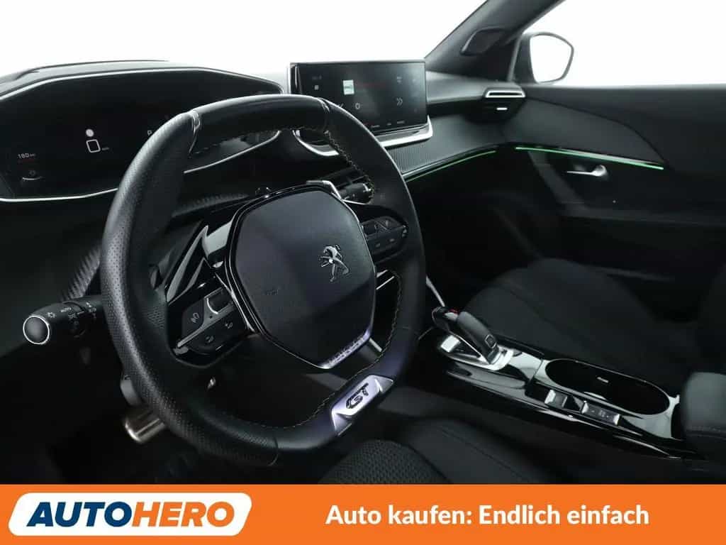 Peugeot 2008 1.2 PureTech GT Aut.*NAVI*LED*SPUR*CAM* 07/2021-photo-9