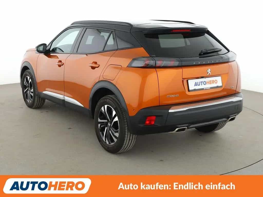 Peugeot 2008 1.2 PureTech GT Aut.*NAVI*LED*SPUR*CAM* 07/2021-photo-2