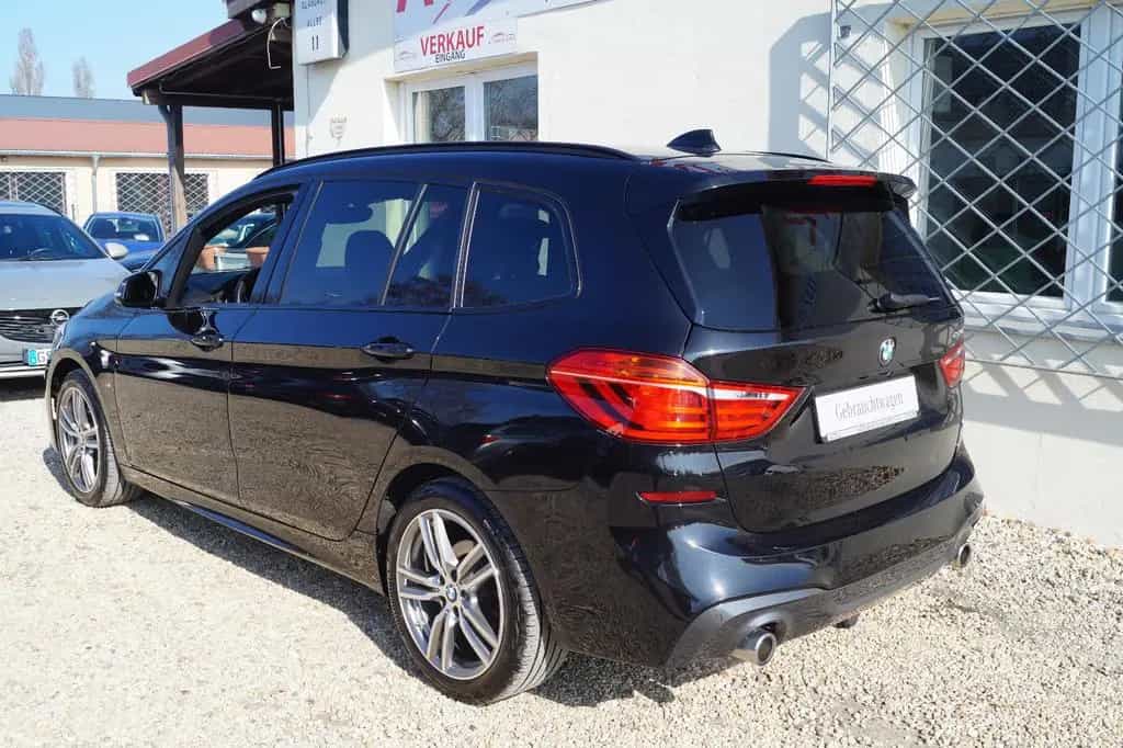 BMW 220 Gran Tourer M PAKET*7 Sitze*Alcantara*AHK* 04/2018-photo-2