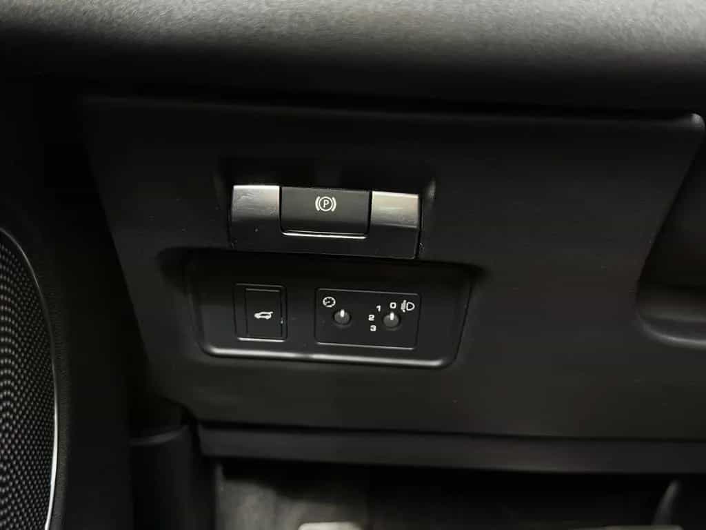 Land Rover Discovery Sport S AWD Aut ACC Navi LED Kamera 10/2022-photo-11