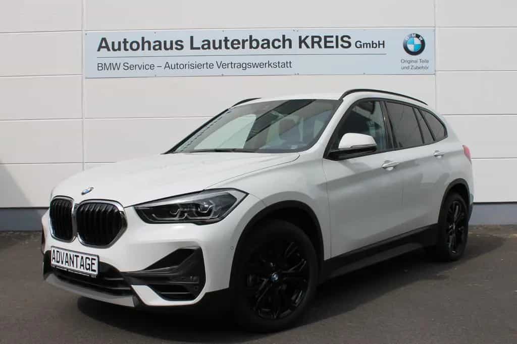 BMW X1 sDrive 18i Aut. NAVI, LED, PDC, DA, AHK, 18" 03/2020-photo-0