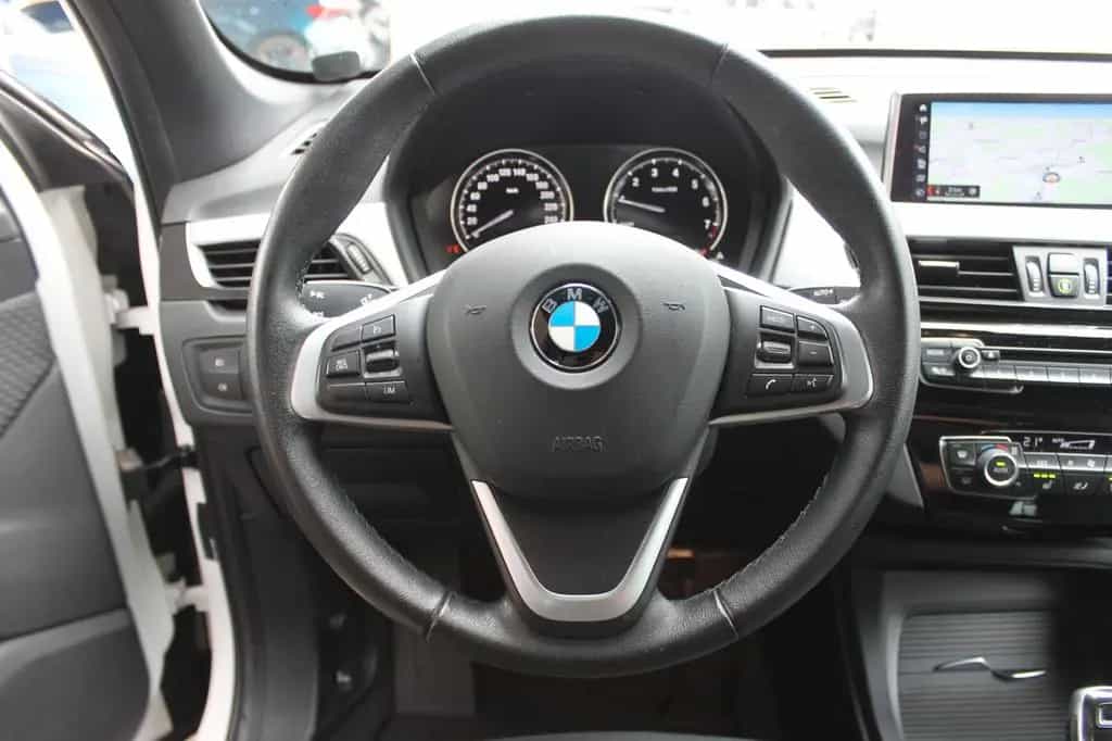 BMW X1 sDrive 18i Aut. NAVI, LED, PDC, DA, AHK, 18" 03/2020-photo-11