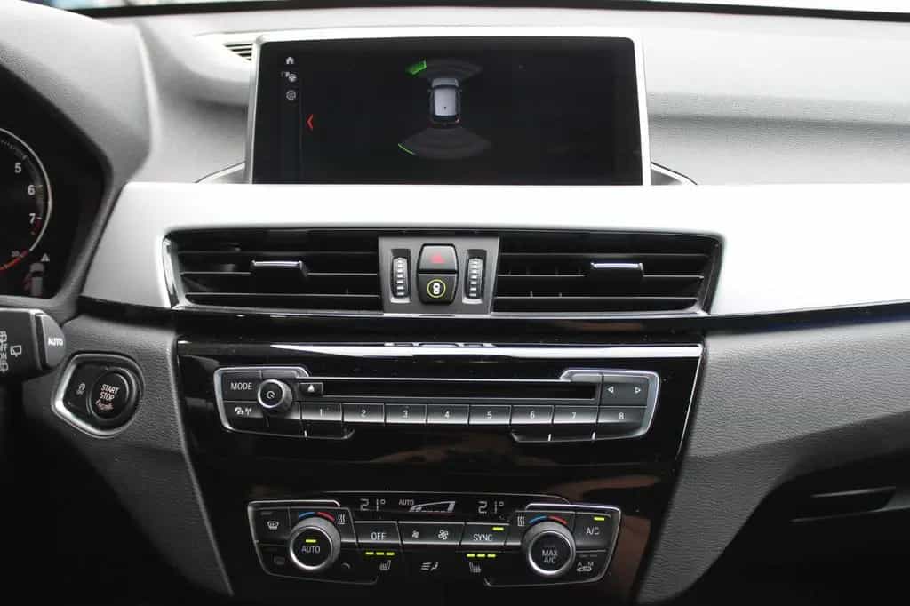 BMW X1 sDrive 18i Aut. NAVI, LED, PDC, DA, AHK, 18" 03/2020-photo-13