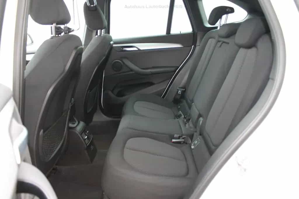 BMW X1 sDrive 18i Aut. NAVI, LED, PDC, DA, AHK, 18" 03/2020-photo-9